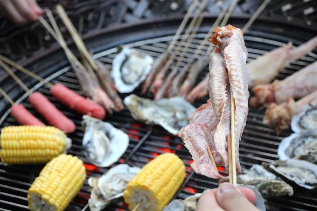 燒烤，無肉不成歡